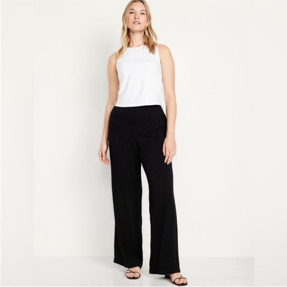 NWT! Black High-Waisted Playa Wide-Leg Pants - Multiple Size 🌹